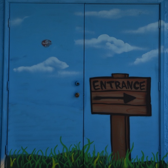 Meet your Posher, Mrs - Picture 1 of 1